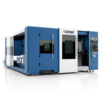 Fiber laser cutting machine with rotary tube cutter