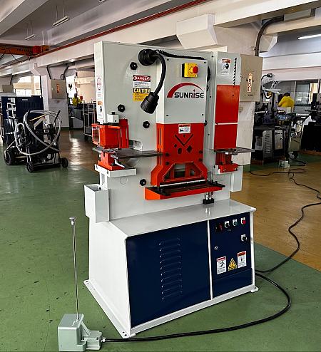 Sunrise IW-66KBN – Hydraulic Ironworker